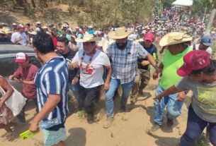 ¡Los pueblos tienen que vivir con dignidad! exclama Félix Salgado al cerrar campaña en Cacahuatepec